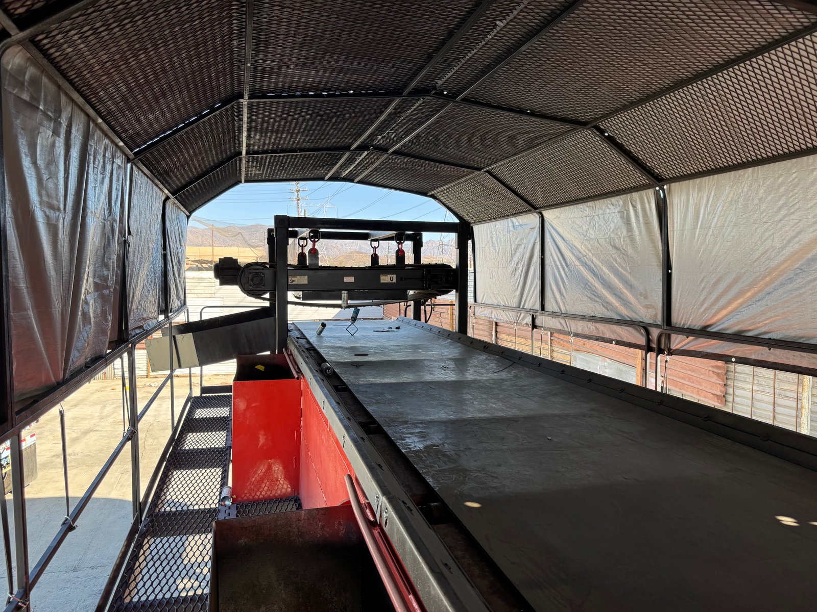 2020 S2C 8 MAN PICKING STATION 