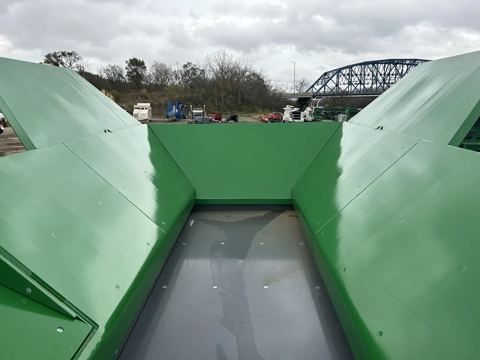 2024 MCCLOSKEY I54V3HD 