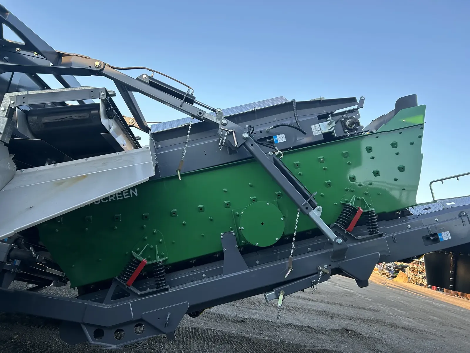 2024 MCCLOSKEY I54V3HD 